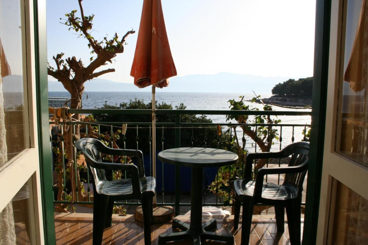 Apartments And Rooms By The Sea Sucuraj, Hvar - 4029 Sućuraj Exterior foto
