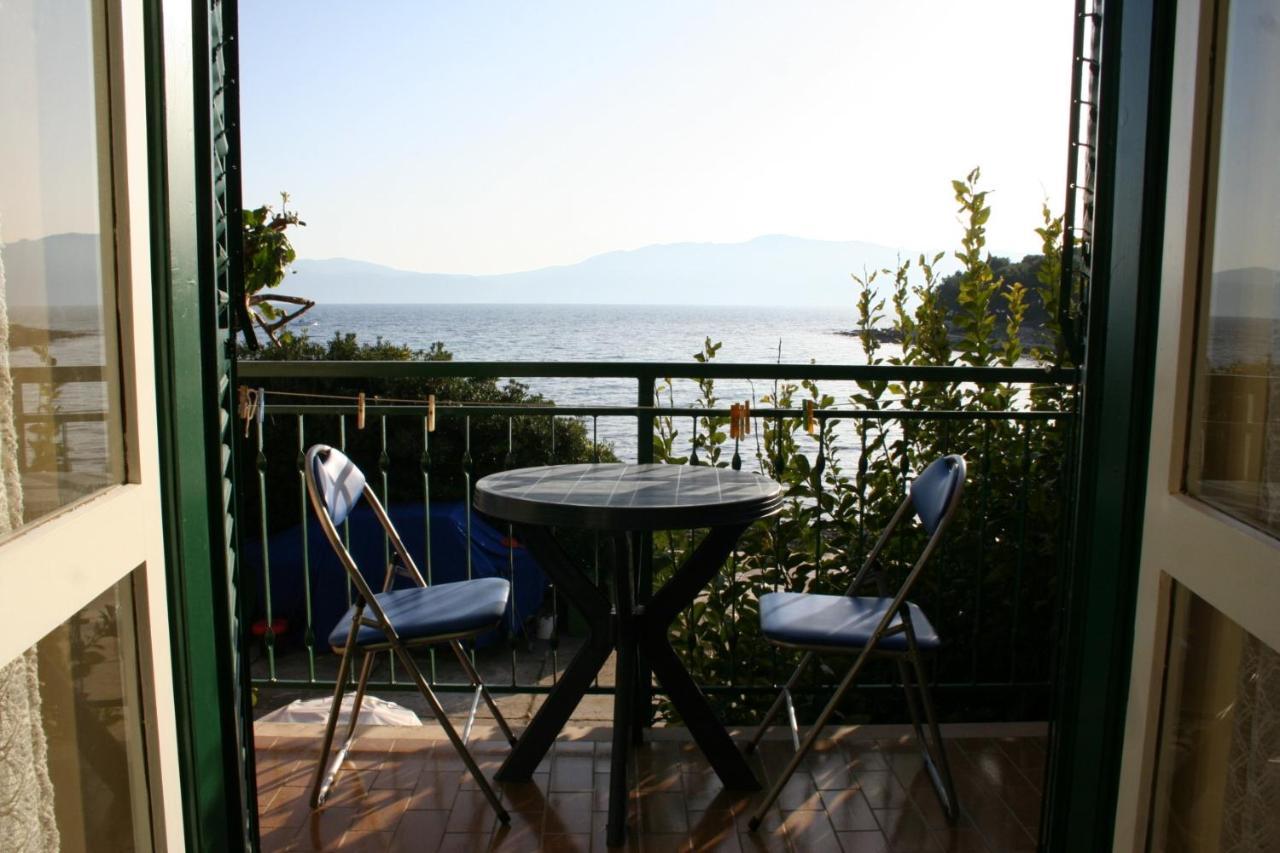 Apartments And Rooms By The Sea Sucuraj, Hvar - 4029 Sućuraj Exterior foto