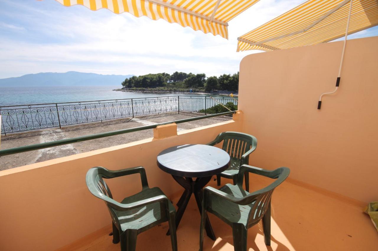 Apartments And Rooms By The Sea Sucuraj, Hvar - 4029 Sućuraj Exterior foto