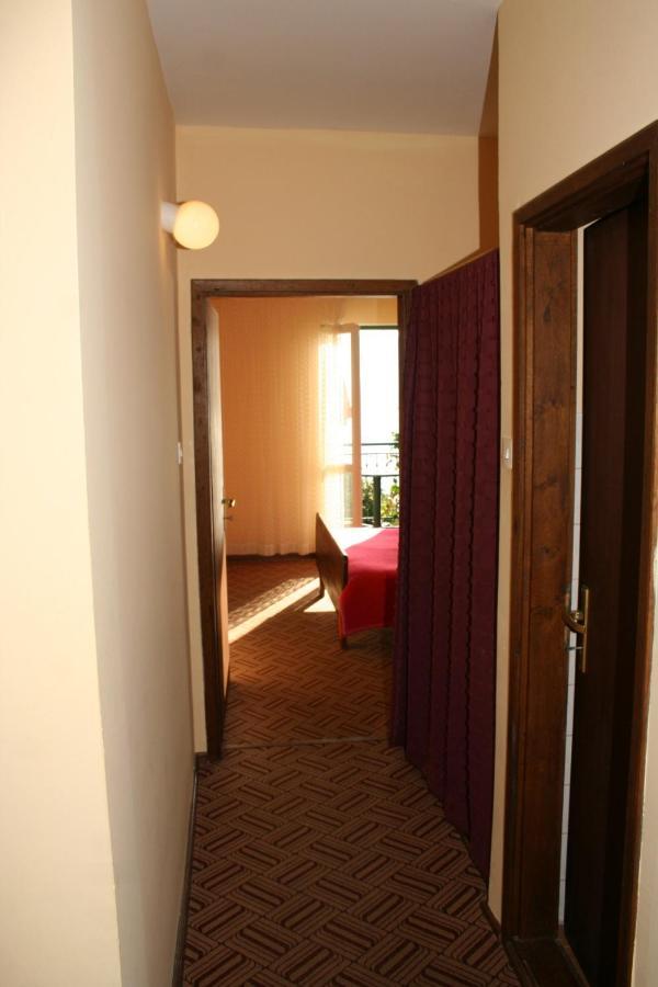 Apartments And Rooms By The Sea Sucuraj, Hvar - 4029 Sućuraj Exterior foto